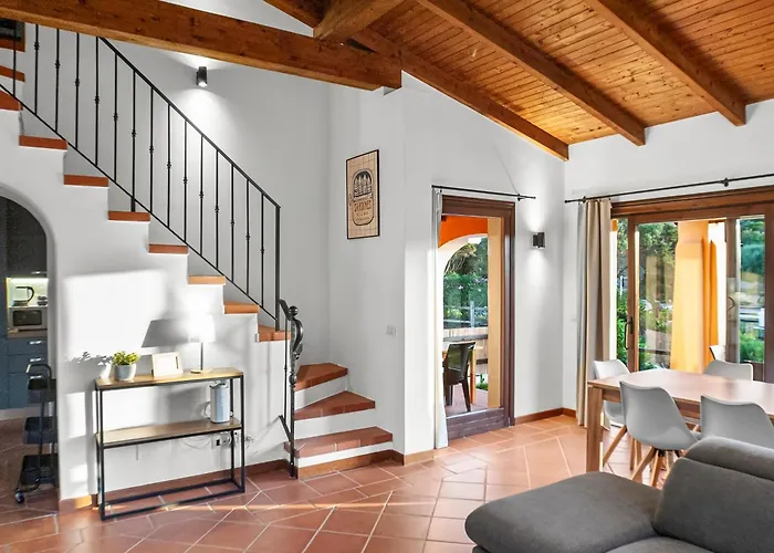 Villa Blu Splendida Con Piscina - Stintino Sardegna *