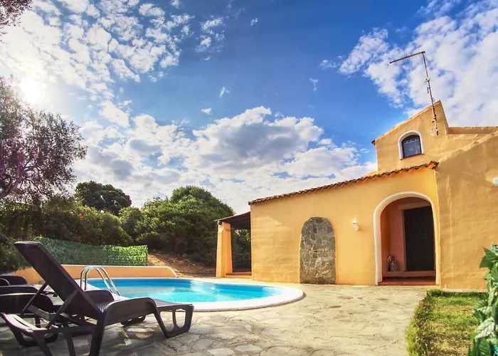 Villa Blu Splendida Con Piscina - Stintino Sardegna *